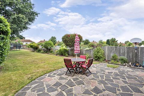 26 Heathway, Croydon, CR0 8PY