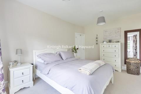 26 Heathway, Croydon, CR0 8PY
