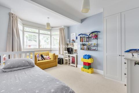 26 Heathway, Croydon, CR0 8PY