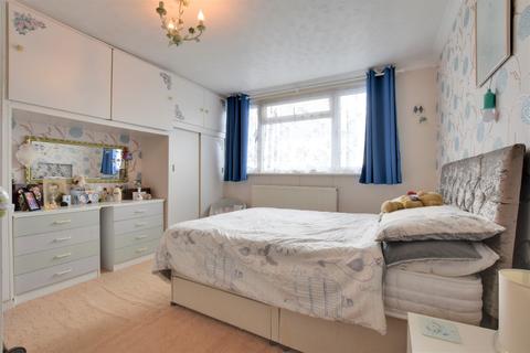 33 West Avenue, Mayland, Chelmsford, CM3 6AE