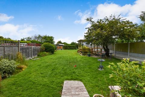 33 West Avenue, Mayland, Chelmsford, CM3 6AE