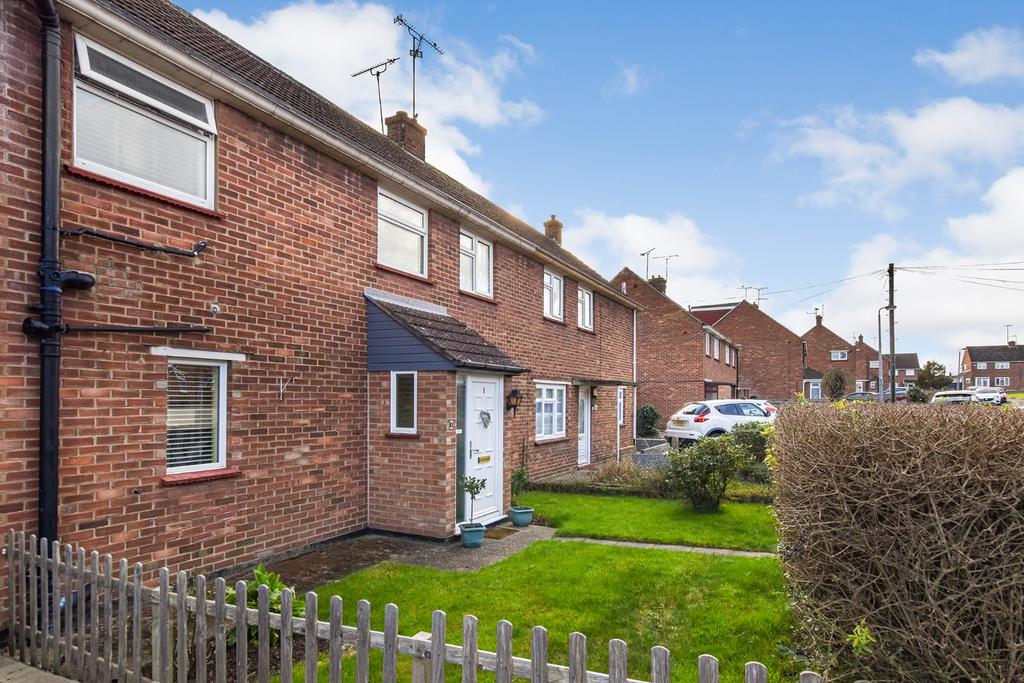 Orchard Road, Maldon, Essex, CM9 3 bed terraced house £340,000