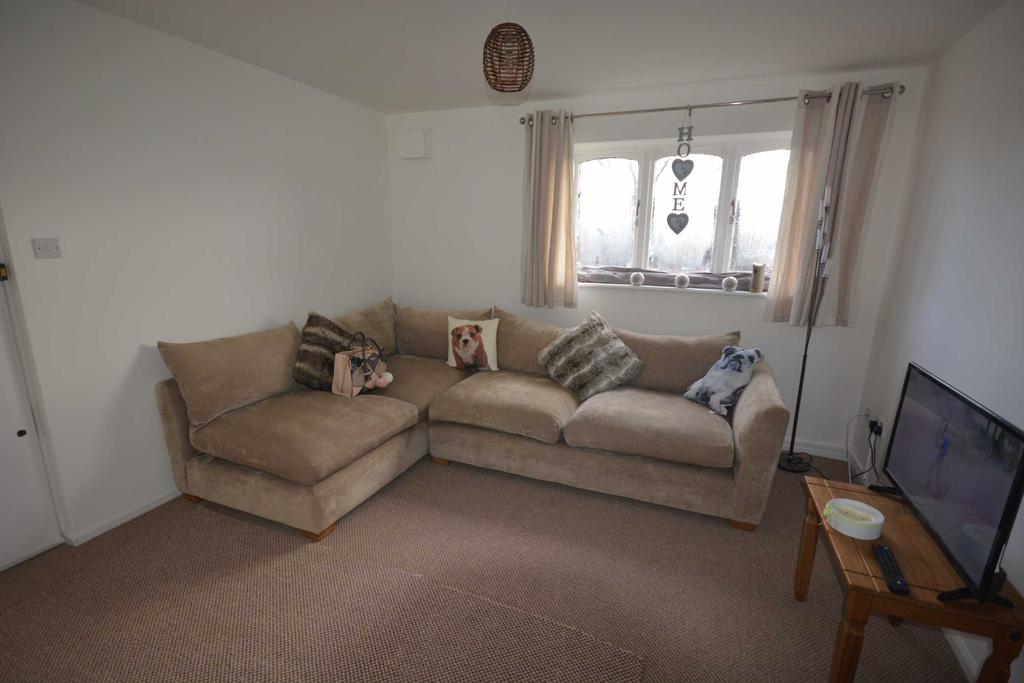 Maple Close, Hardwicke, Gloucester, GL2 1 bed apartment £600 pcm (£