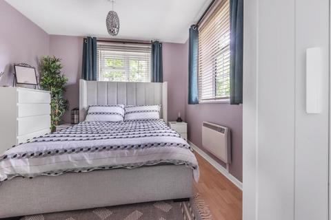 1 bedroom apartment to rent, Bagshot,  Surrey,  GU19