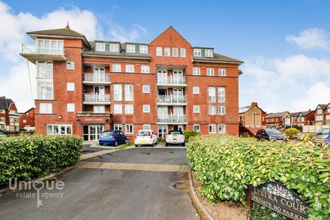 1 bedroom apartment for sale - Lystra Court, 103-107 South Promenade, Lytham St. Annes, FY8
