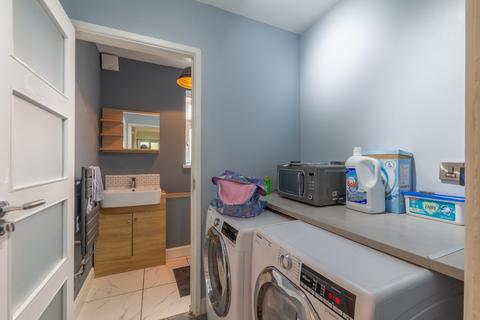 142 Harescombe, Yate, Bristol, BS37 8UF