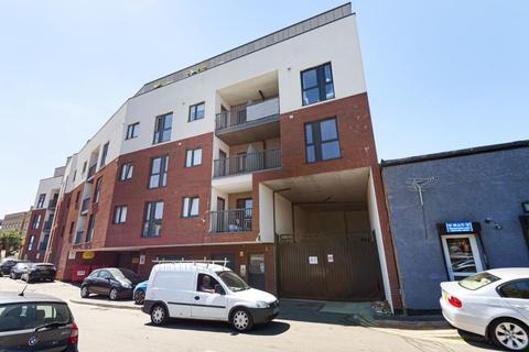 Flat 19, 4 Lyons Way, Slough, SL2 5BZ