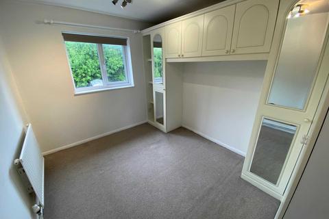 28 Britten Close, Elstree, Borehamwood, WD6 3HT