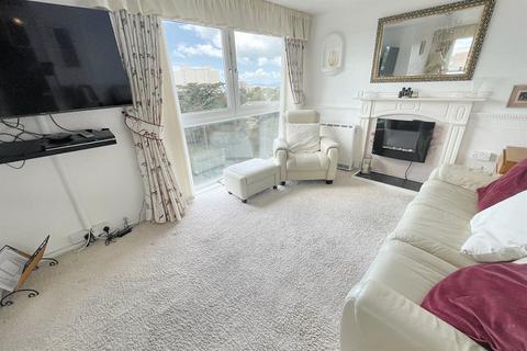 2 bedroom flat for sale, Bournemouth