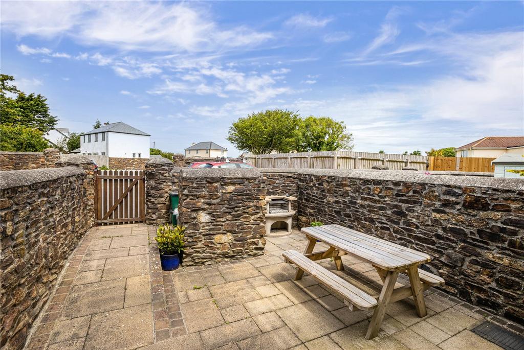 St. Anns Chapel, Kingsbridge, Devon, TQ7 2 bed terraced house for sale £300,000