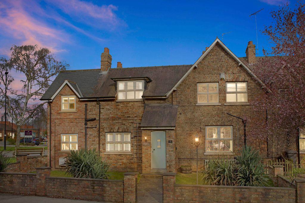 View of Property at Front
