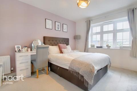 25 Armstrong Road, Luton, LU2 0FU