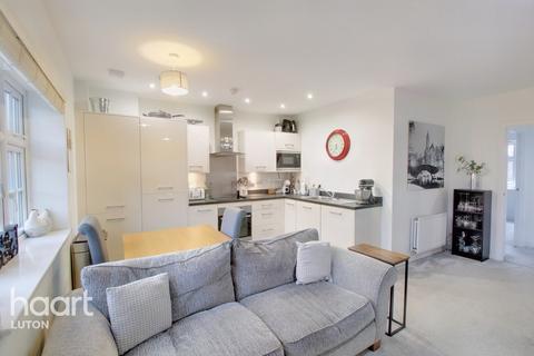 25 Armstrong Road, Luton, LU2 0FU