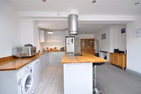 72 Sandcross Lane, Reigate, RH2 8EY