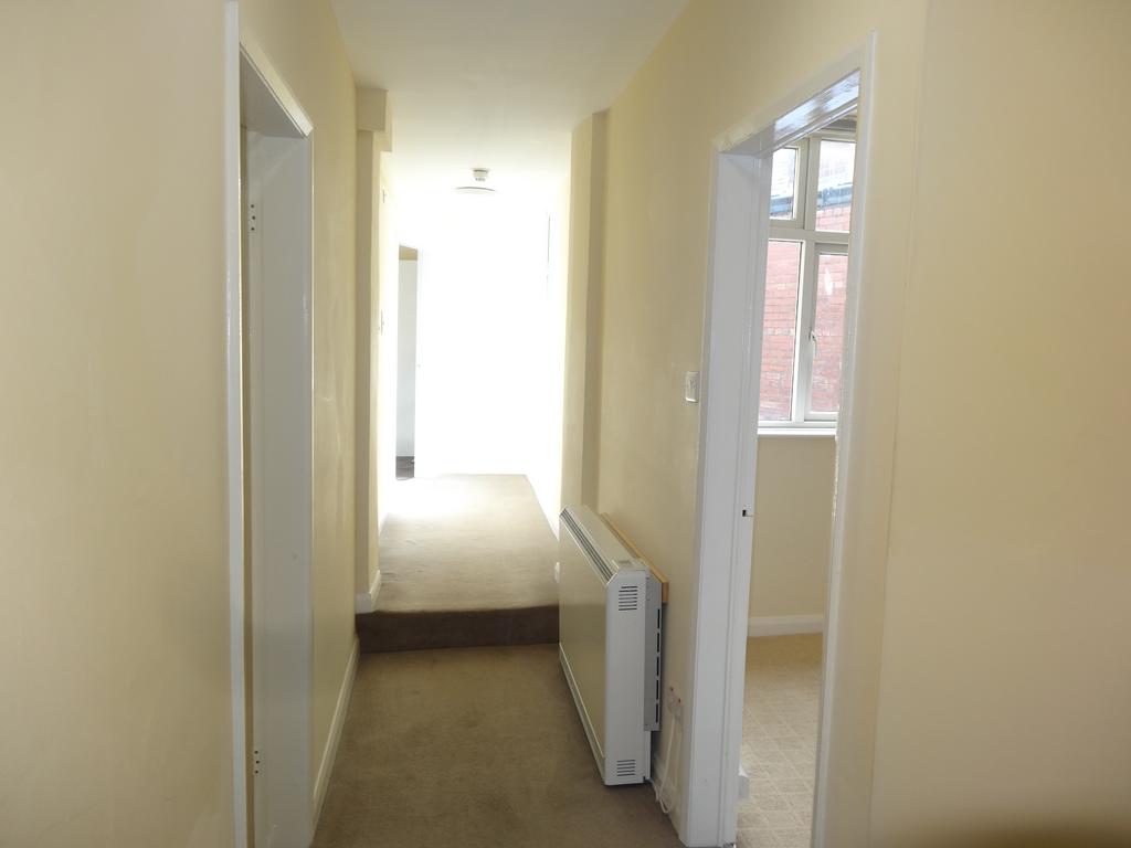 Entrance Hall (2 of 2)