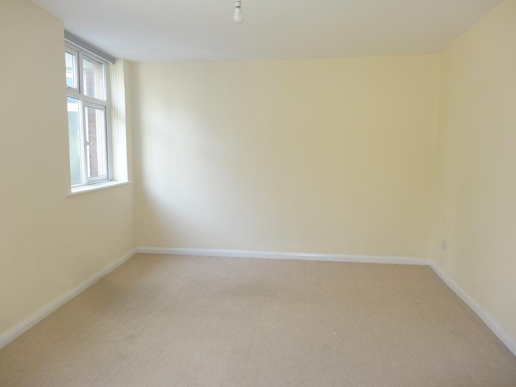 Lounge (1 of 2)