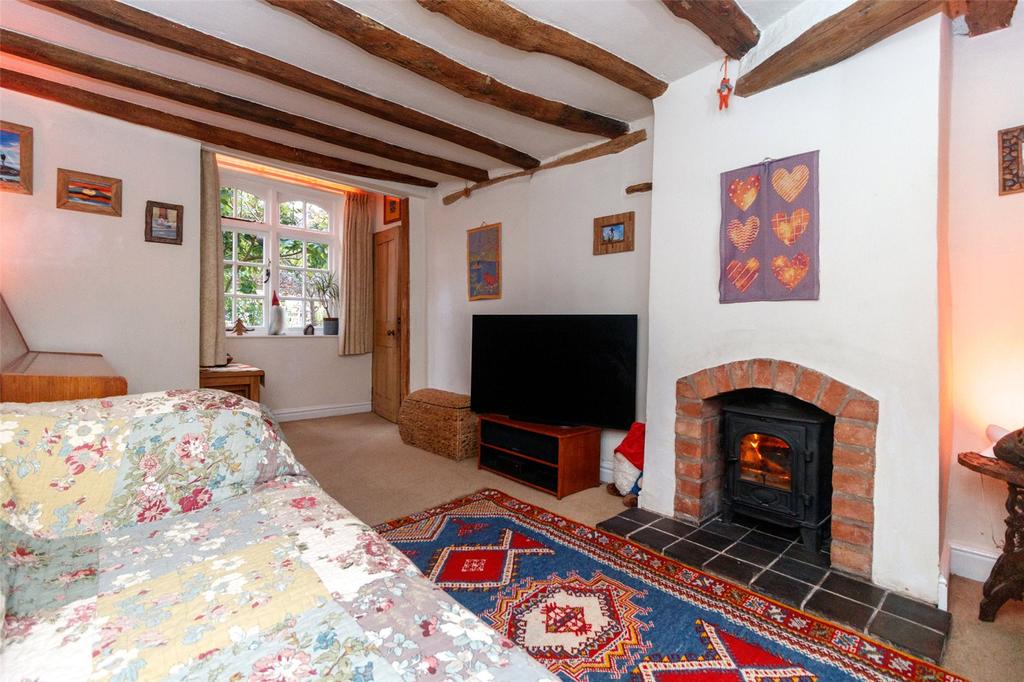 Town Green Street, Rothley, Leicester 3 bed cottage to rent £1,295