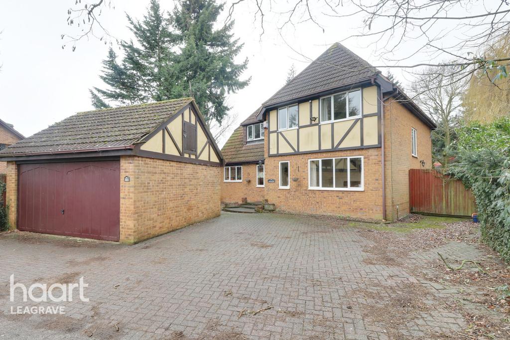 Grange Avenue, Luton 5 bed detached house £650,000