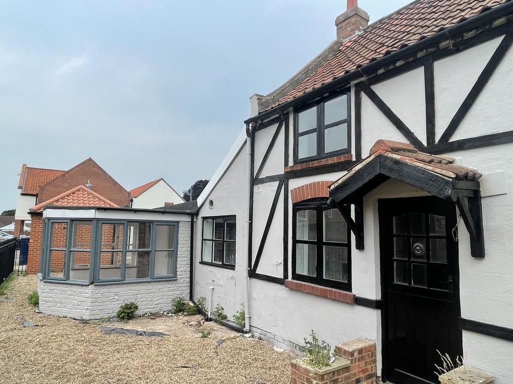 High Street Crowle Scunthorpe DN17 4LB 3 bed cottage for sale £190,000