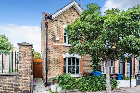 25 Rye Road, London, SE15 3AX