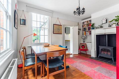 25 Rye Road, London, SE15 3AX