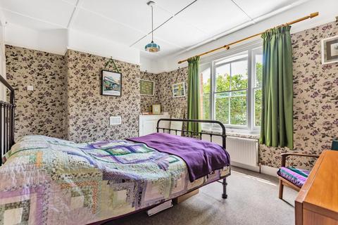 25 Rye Road, London, SE15 3AX