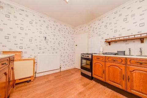 2 bedroom bungalow for sale - Southleigh Road, Beeston, Leeds, West Yorkshire, LS11 5SG