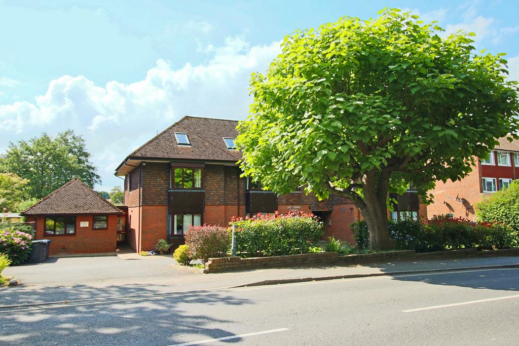 Keymer Road, Hassocks, West Sussex, BN6 8QP 2 bed apartment for sale
