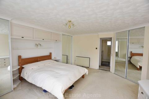 undefined, Ashurst Court, Gomer
