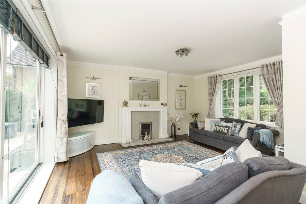 Quill Hall Lane, Amersham... 4 bed detached house £1,550,000