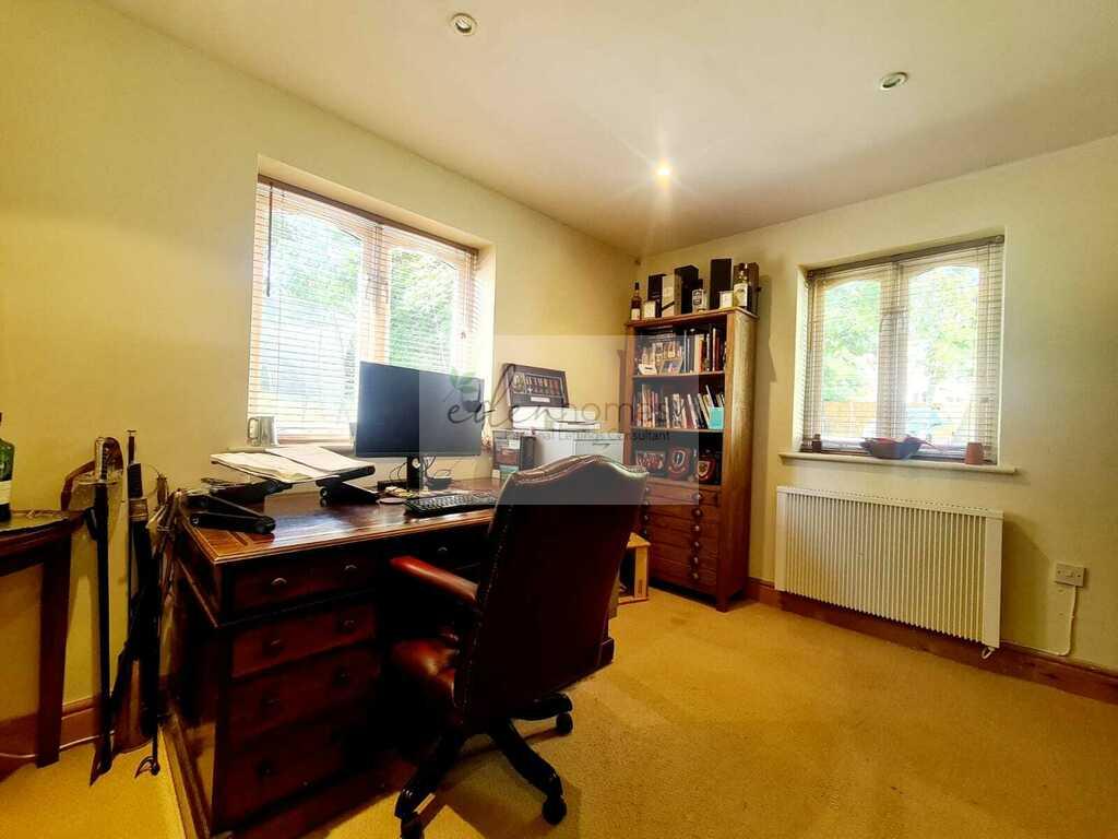 Office 1.jfif