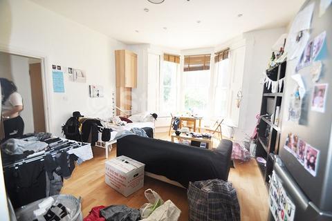2 bedroom apartment to rent, Bartholomew Road, London NW5