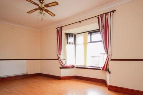 91 Brackenfield Avenue, Stoke-on-trent, ST2 0DH