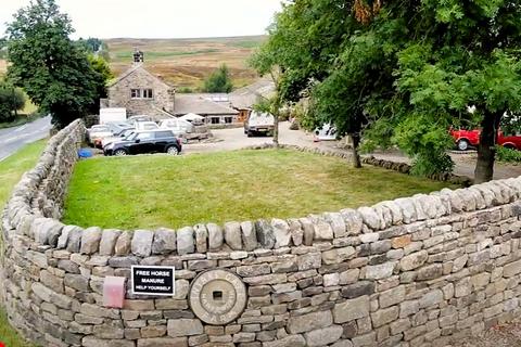7 bedroom farm house for sale, Intake Gate Farm, Hawksworth, LS20 8PW