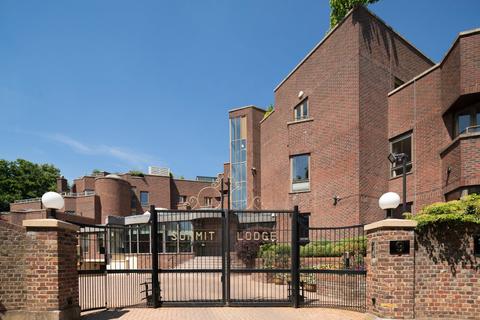 3 bedroom apartment for sale - Summit Lodge, 9 Lower Terrace, Hampstead, NW3