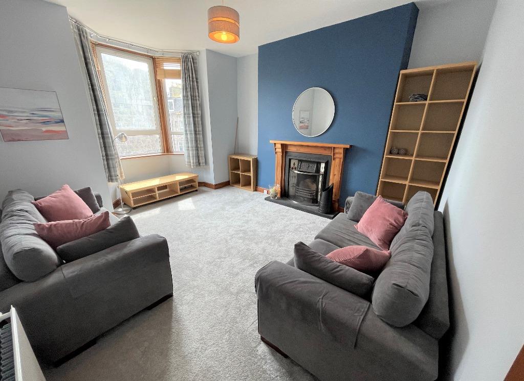 Maberly Street, City Centre, Aberdeen, AB25 2 bed flat £700 pcm (£162 pw)