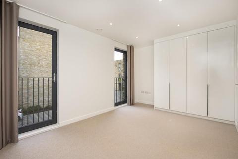 5 bedroom detached house to rent - Beatrice Place, Wandsworth, London, SW19