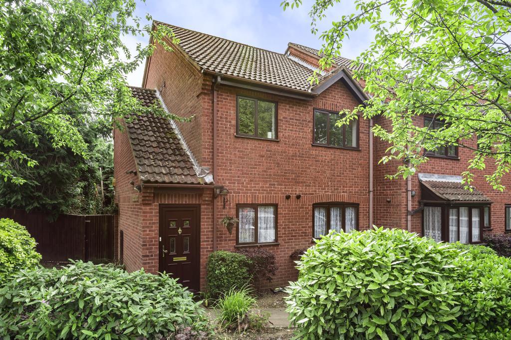The Avenue, Northwood, HA6 2 bed £1,500 pcm (£346 pw)