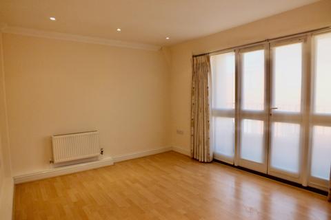 2 bedroom apartment to rent, Lower Baxter Street, Bury St. Edmunds IP33