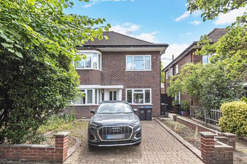 32a Merton Hall Road, London, SW19 3PS