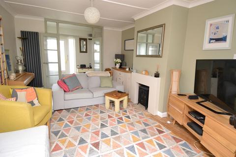2 bedroom semi-detached bungalow for sale - Seafield Road, Tankerton, Whitstable