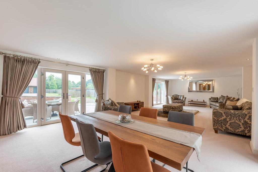 Old Wood, Skellingthorpe, Lincoln 6 bed detached house for sale £