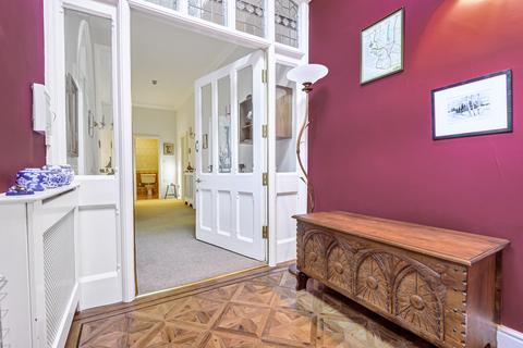 15 Berners Close, Grange-over-sands, LA11 7DQ