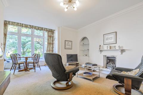 15 Berners Close, Grange-over-sands, LA11 7DQ