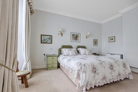 15 Berners Close, Grange-over-sands, LA11 7DQ