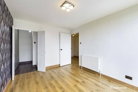 2 bedroom apartment for sale - Fieldview Court, Fryent Close, London, NW9