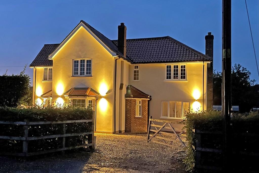 Mattishall 4 bed detached house for sale £575,000