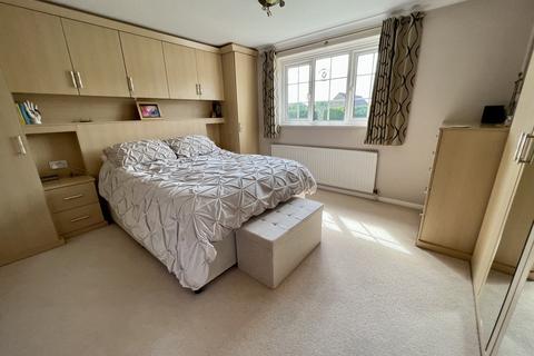 27 Ullswater Drive, Wetherby, LS22 6YF