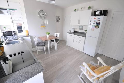 40 Lock Lane, Thorne, Doncaster, DN8 5ET