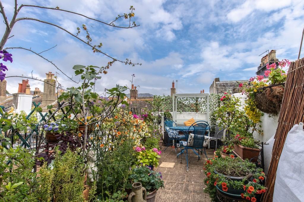 Norfolk Road, Brighton, BN1 3AB 5 bed terraced house £975,000